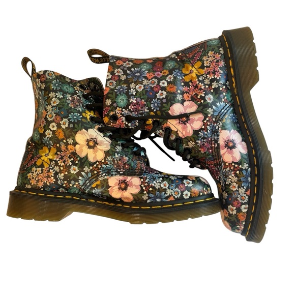 Dr. Martens 1460 PASCAL WANDERLUST FLORAL ANKLE BOOTS - US SIZE 7 - Picture 5 of 7